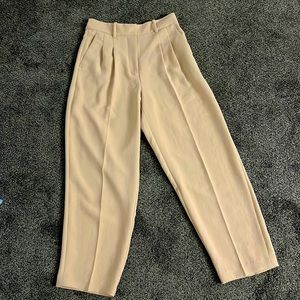 Aritzia “Carrot Pant” Beige Color Wilfred